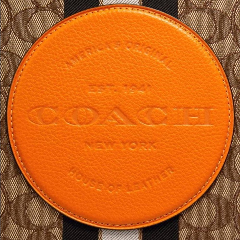 NWT💃Coach Dempsey Tote In Signature Jacquard - Picture 9 of 13